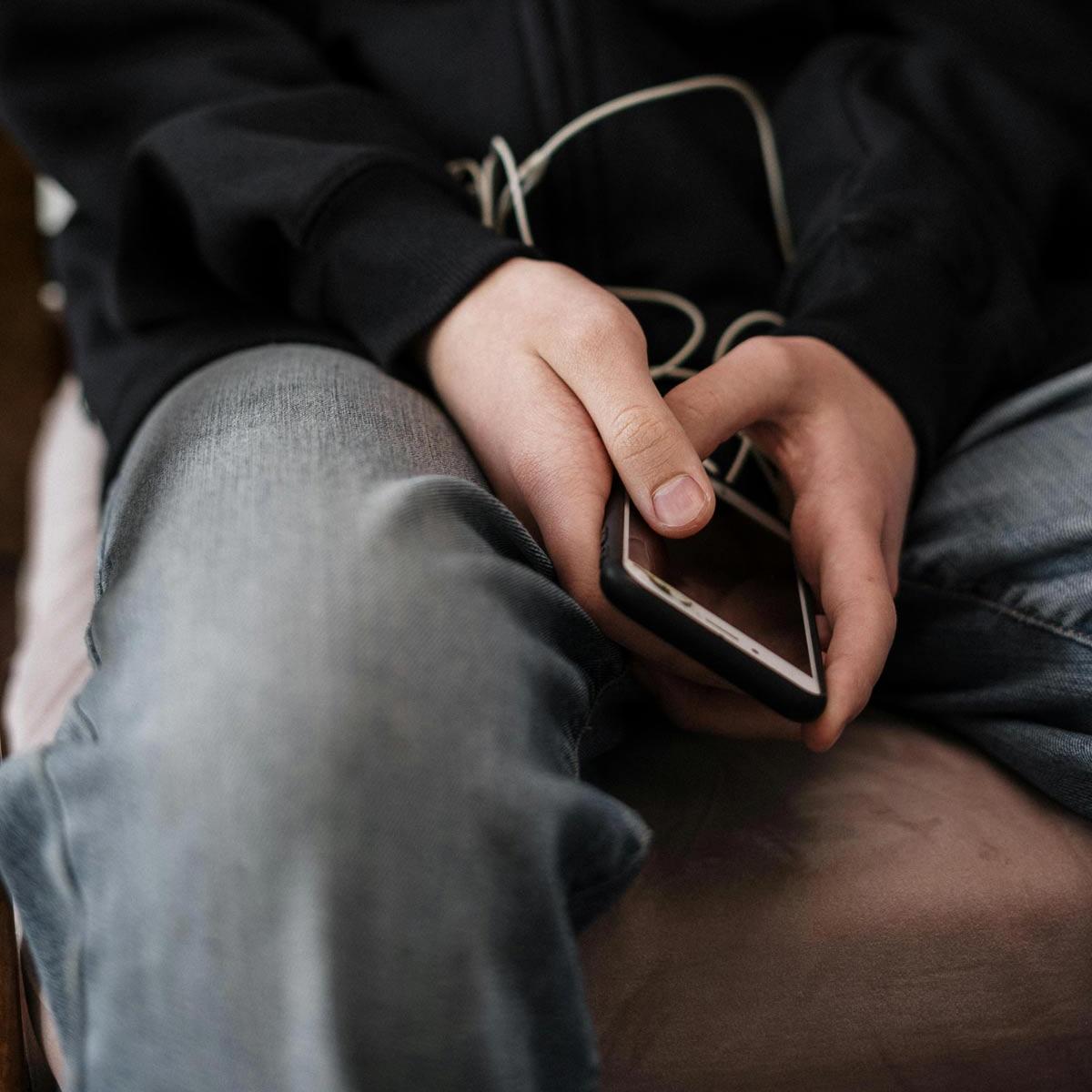 Medienberatung für die ganze Familie (c) pexels-cottonbro Medienberatung für die ganze Familie